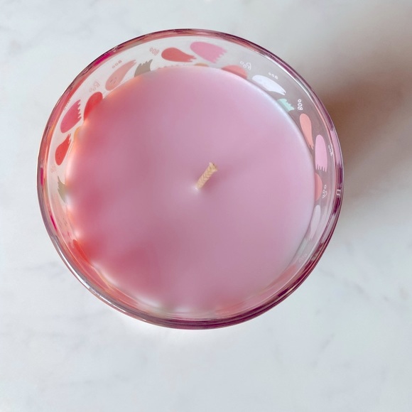 💕👻PINKOWEEN 10oz Pink Ghost Candle - Picture 2 of 4